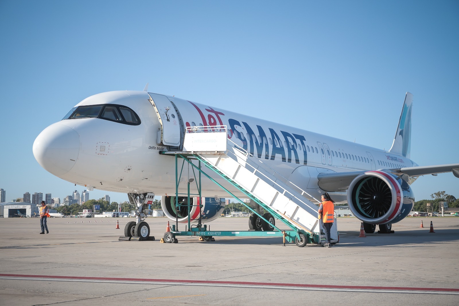 El MinCIT y JetSMART se unen para impulsar el desarrollo turístico del suroccidente colombiano