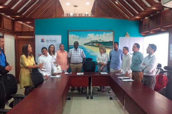MinComercio y Fontur firman convenio para construcción del muelle El Cove